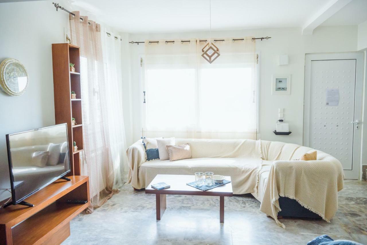 Akadimia Luxury Apartment Mytilene Exterior photo
